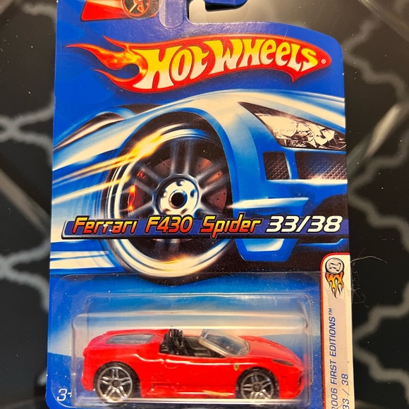 Hotwheels Ferrari - Picture 4 of 12